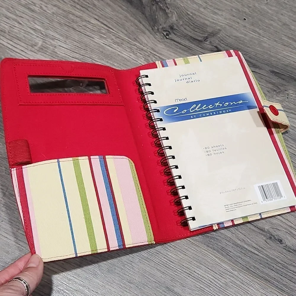 GUC Canvas VTG Red Journal Book